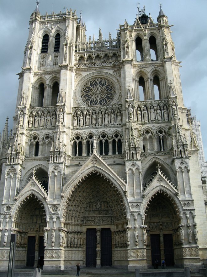 Profezia Torino: la fine del mondo inizierà da qui Cattedrale Amiens 