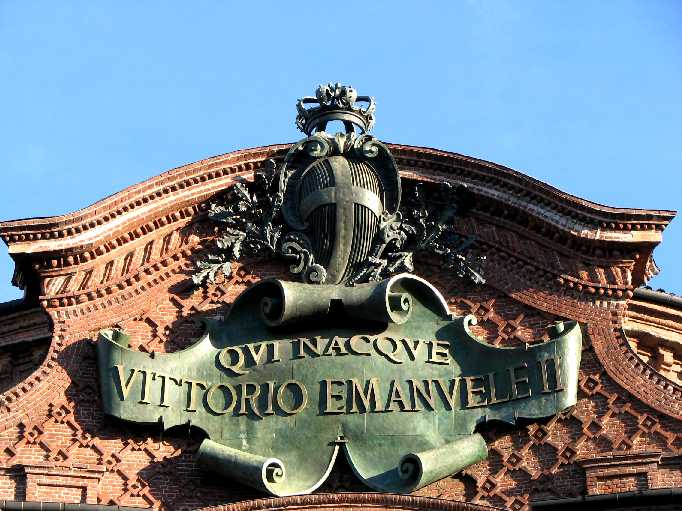 Vittorio Emanuele II, nato oggi, ancora padrone di Torino