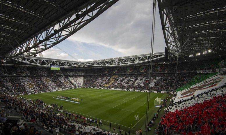 Tiranti all'interno dello Juventus Stadium di Torino
