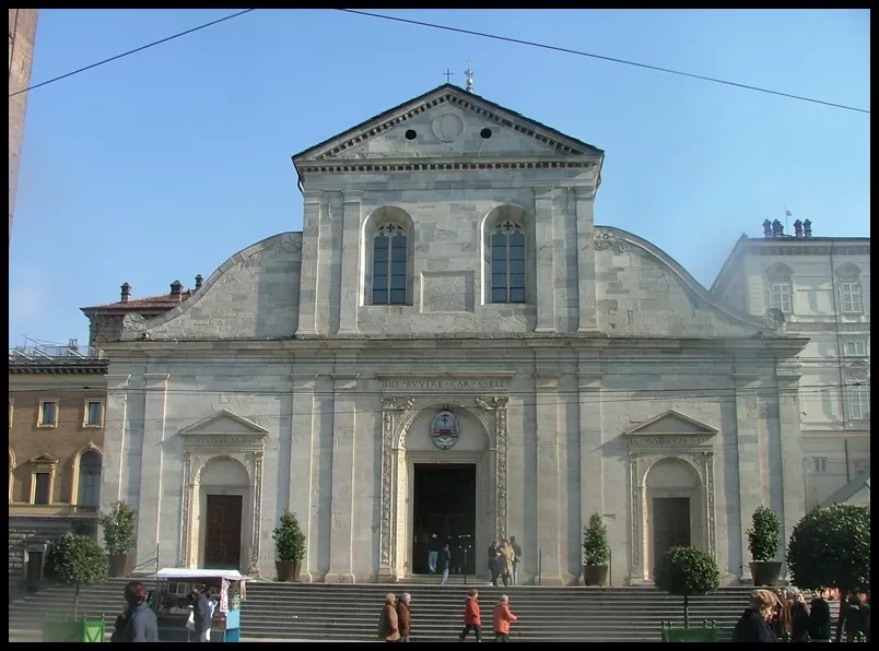 Profezia Torino: la fine del mondo inizierà da qui Cattedrale Amiens