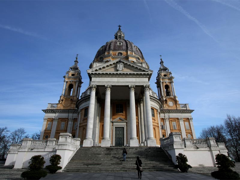 Photo of La Basilica di Superga: una chiesa “sopra le nuvole”