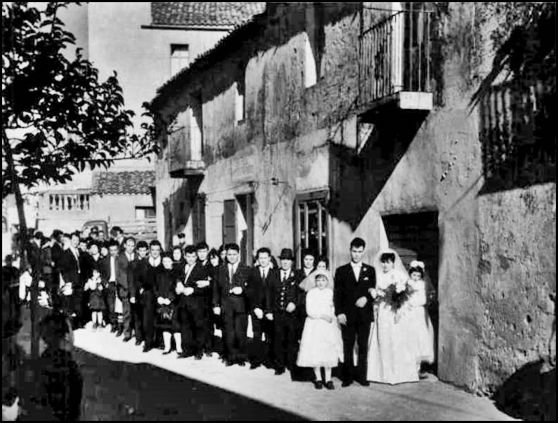 Photo of Bacialè: l’agenzia che combinava i matrimoni dei contadini piemontesi