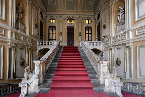 Scalinata Palazzo Falletti di Barolo