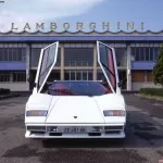 Lamborghini “Countach”: un Perbacco a 300 km all’ora
