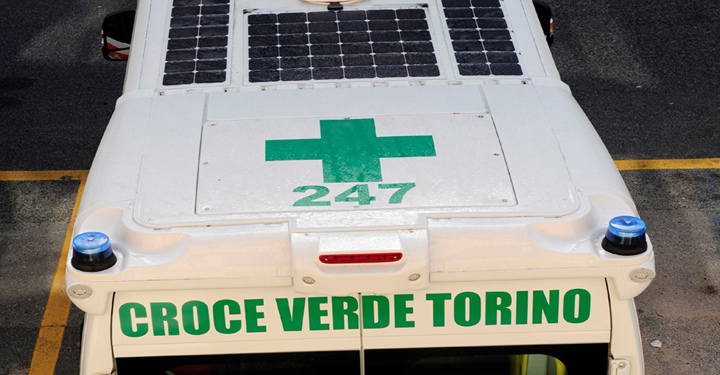 Arriva a Torino l'Ambulanza Fotovoltaica