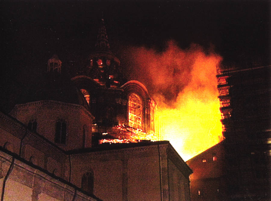 11 aprile 1997: l'incendio del duomo minaccia la Sacra Sindone