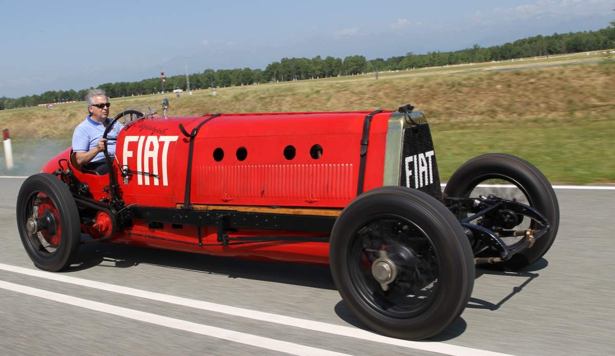 8 giugno 1908: la “Mefistofele” di Felice Nazzaro tocca i 193km/h [Fonte: Scalemotocars.com]