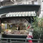 Le edicole di Torino sono in grave crisi: saranno riconvertite in punti informativi e postali