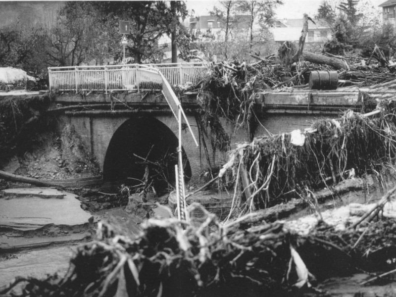 Danni a ponte alluvione 1957