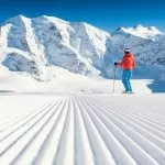 Nel week end del 2 giugno si potrà sciare a Prali: le nevicate sulle Alpi mantengono aperti gli impianti