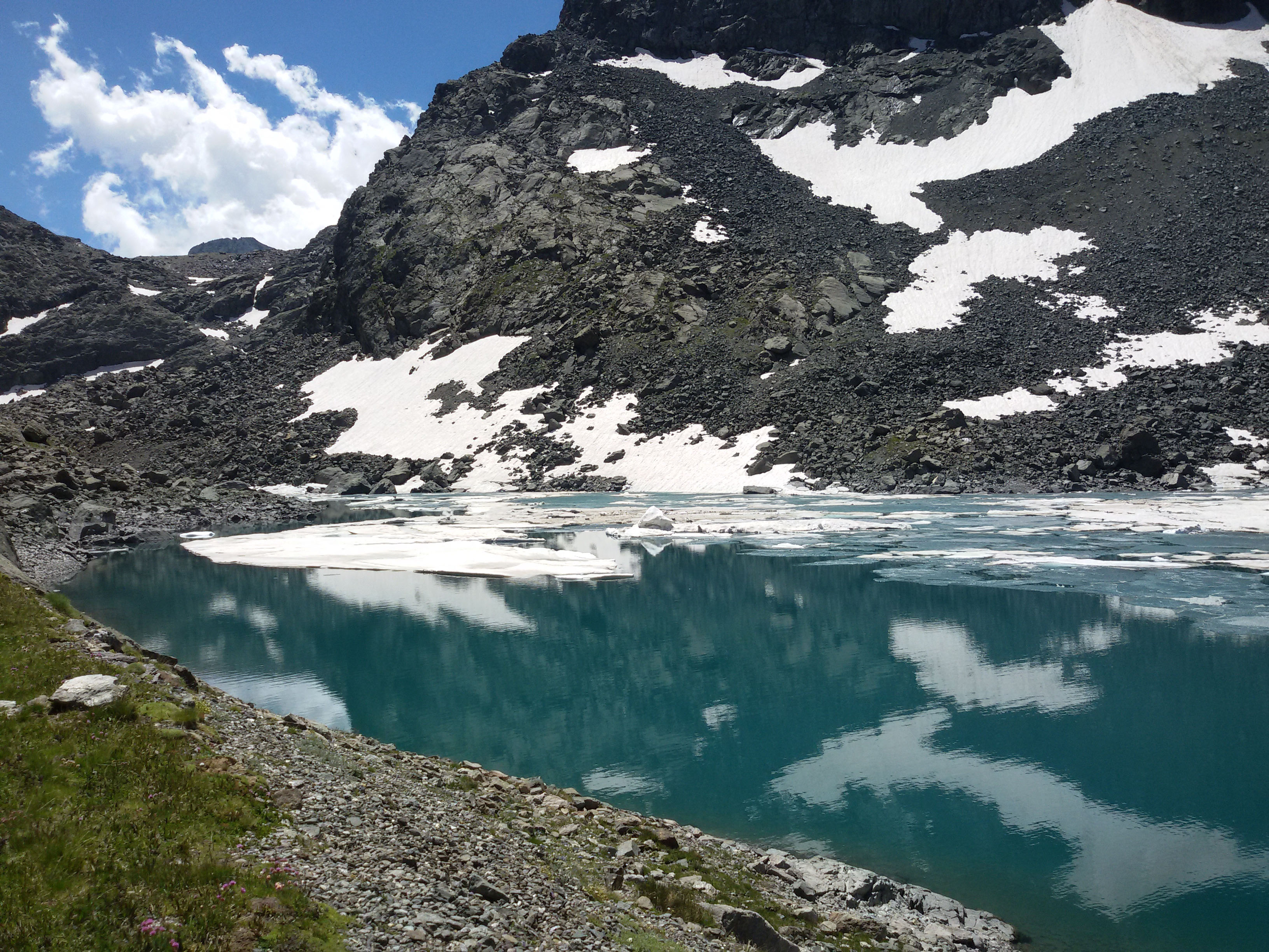 Photo of Lago della Rossa, il lago più esteso delle tre valli di Lanzo