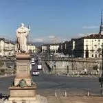 Piazza Vittorio: prospettive e illusioni ottiche architettoniche