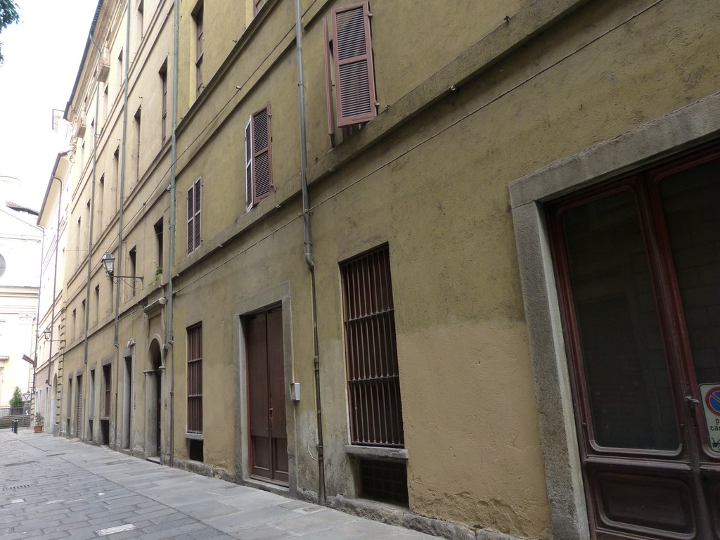 Via Cappel Verde a Torino, la via dell'esorcista donna della Santa Sede