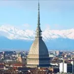 Meteo, a Torino addio clima primaverile: arriva il freddo, temperature in calo sotto lo zero
