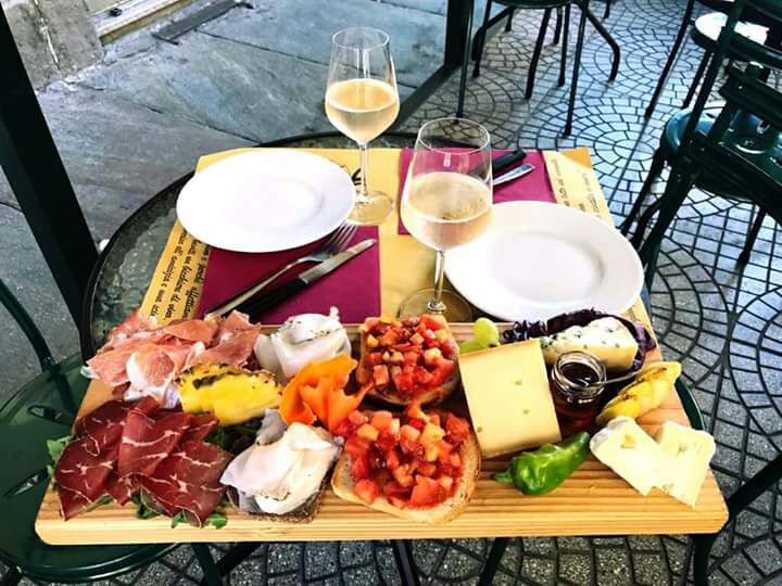 Dove fare aperitivo a Torino I dieci migliori locali della città eleganti, stravaganti ed economici