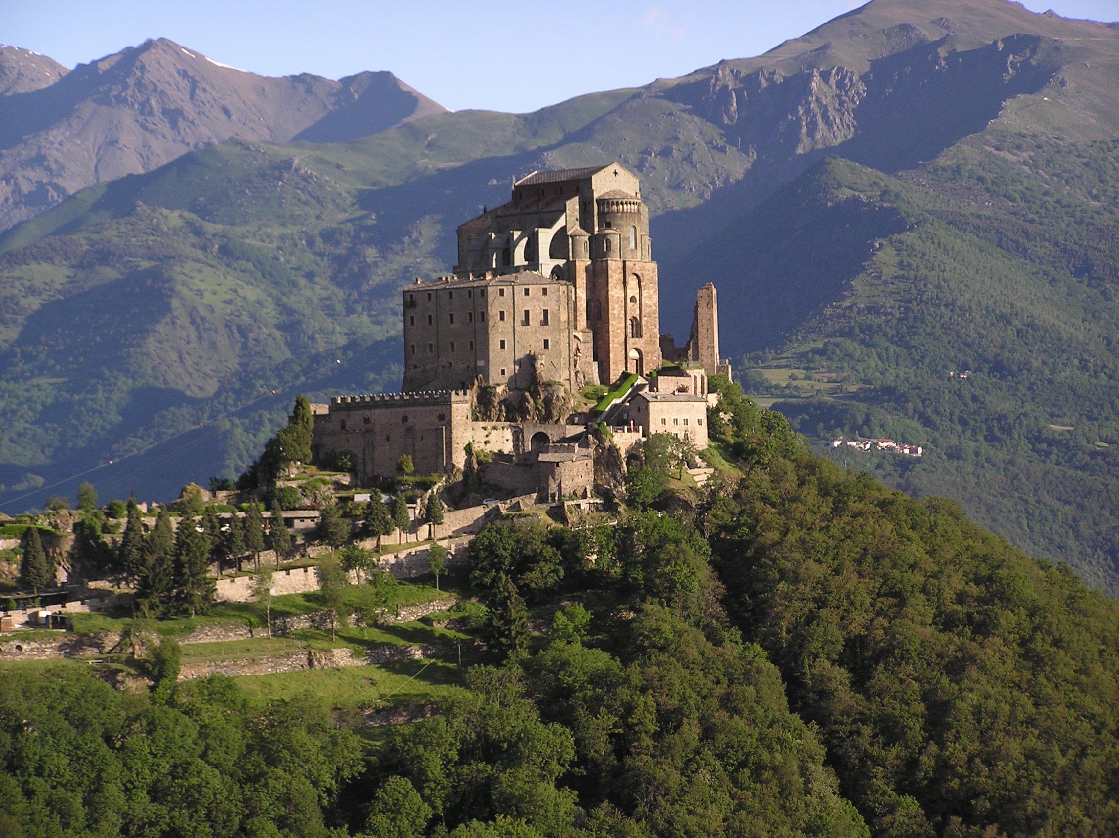 Photo of Turismo, il Piemonte premiato con 31 bandiere arancioni da TCI: seconda regione in Italia dopo la Toscana
