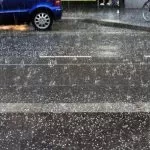 Nubifragio a Torino, violento temporale con grandine e pioggia sulla città
