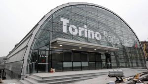 Torino, completata la pista ciclabile tra Porta Nuova e Porta Susa: il percorso unisce le due stazioni