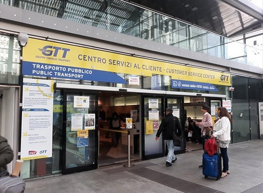 Arriva a Torino Ufirst, l'app che permette di risparmiare tempo agli sportelli Gtt