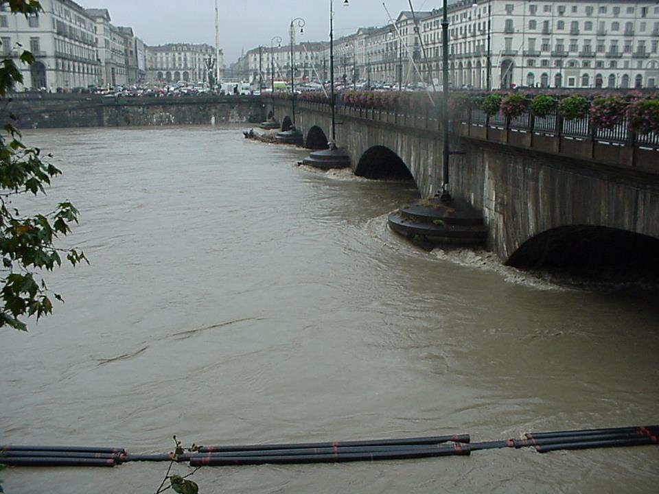 Situazione maltempo a Torino, pioggia in diminuzione