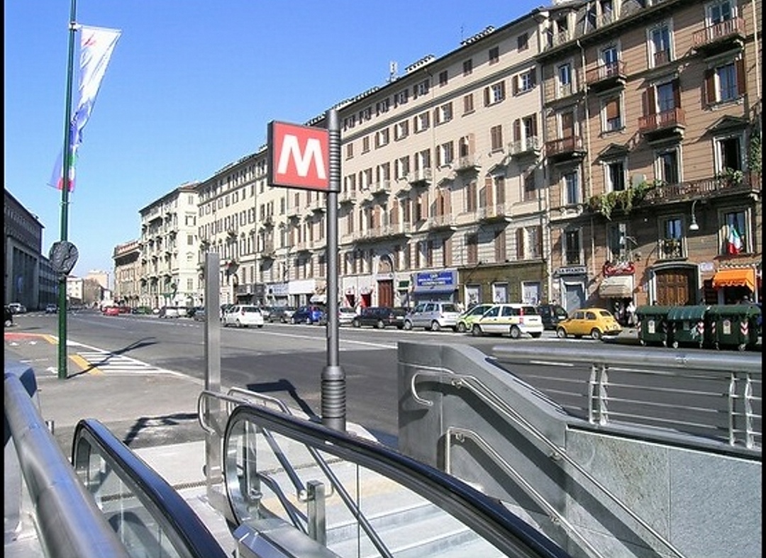 Bomba in via Nizza, a Torino traffico in tilt in zona San Salvario
