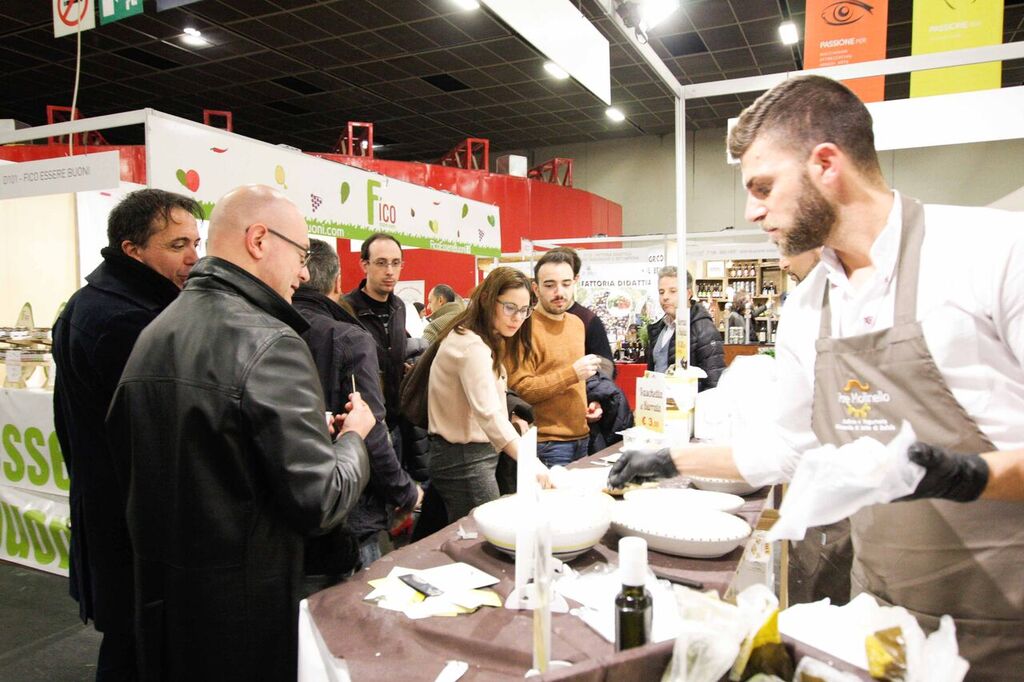 Torna a Torino Gourmet Food Festival: in programma eventi con Slow Food e con la cucina vegana