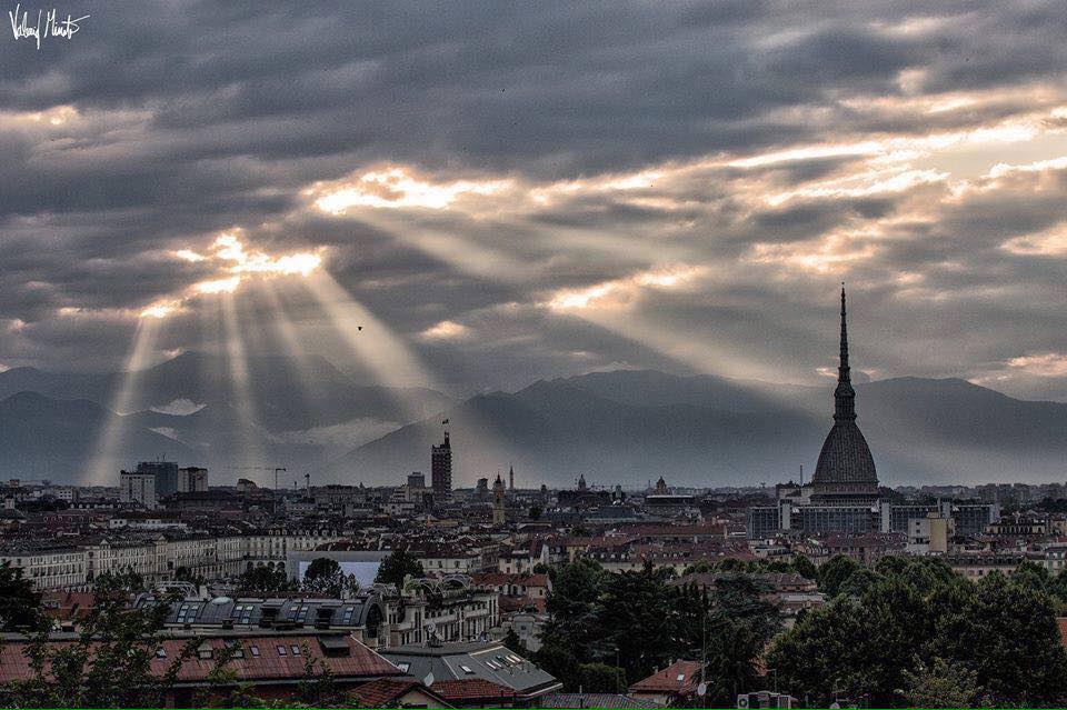 Photo of Previsioni meteo a Torino, oggi giornata di forte pioggia: il sole torna nel weekend