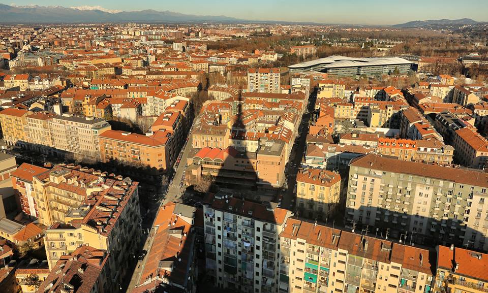 Photo of Vento a Torino, raffiche superiori ai 55 km all’ora