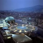 La bolla di vetro e acciaio, l’opera che osserva Torino dall’alto
