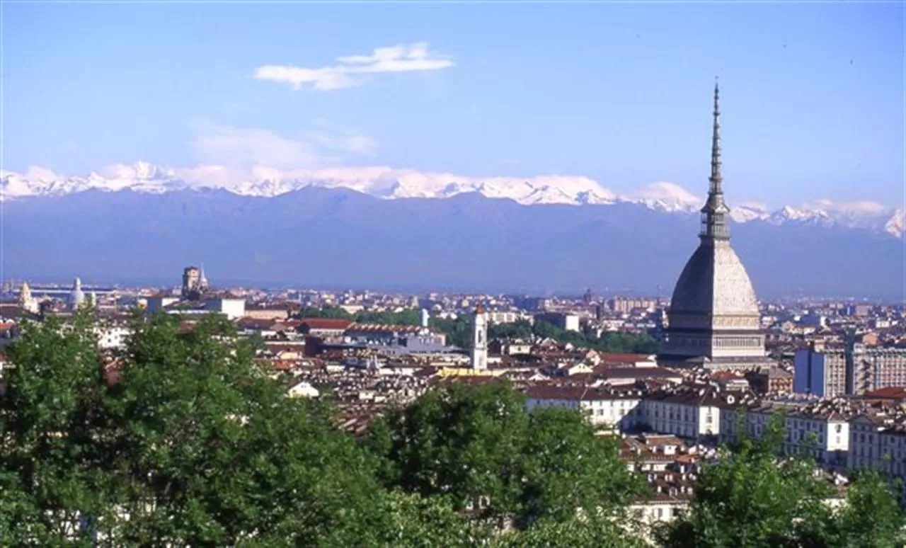 Torino vista dall'alto Mole Antonelliana