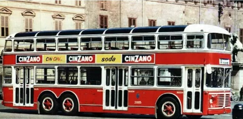 Autobus rosso a due piani Torino