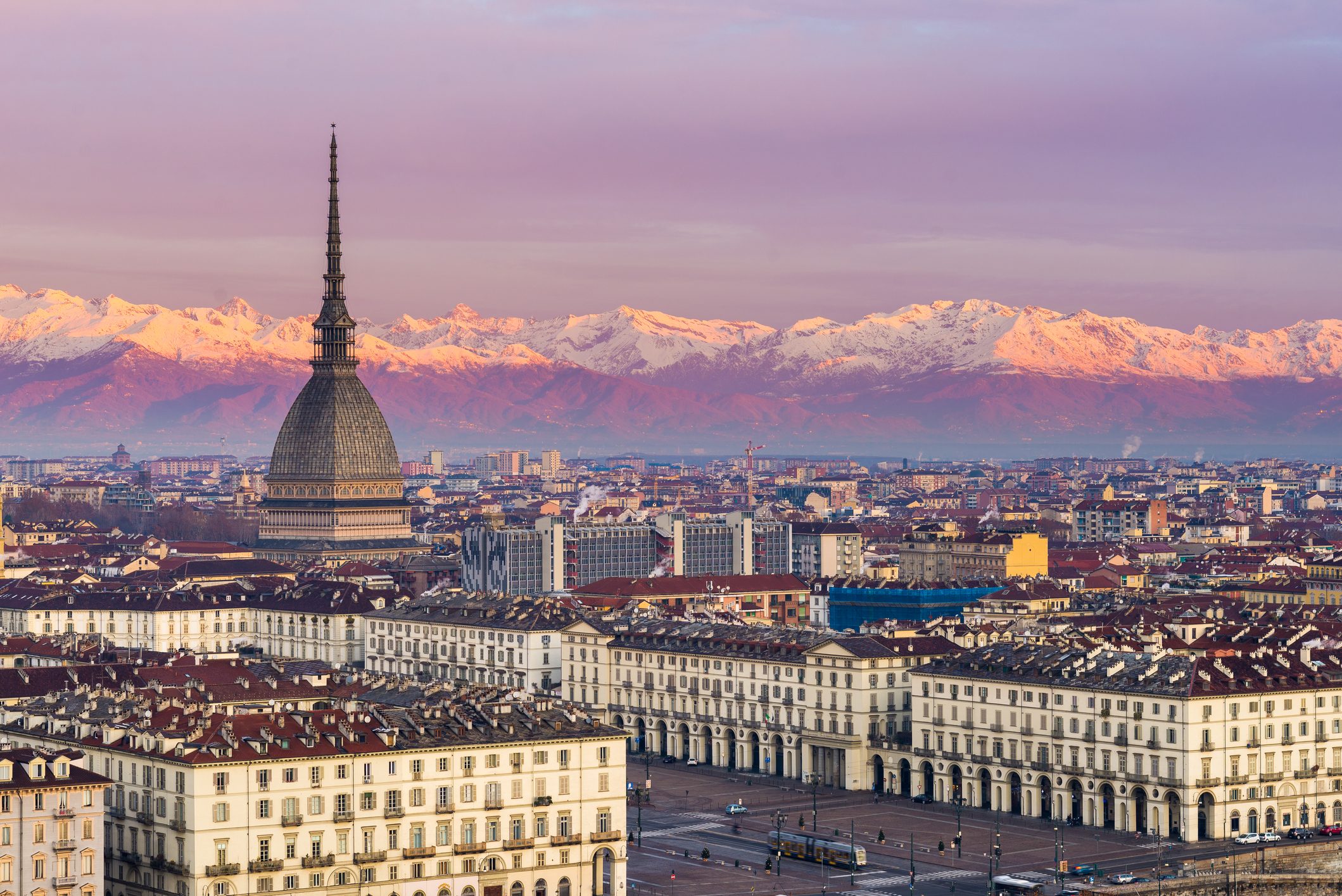 Meteo a Torino Torino asl tramonto vista dall'alto Mole Antonelliana