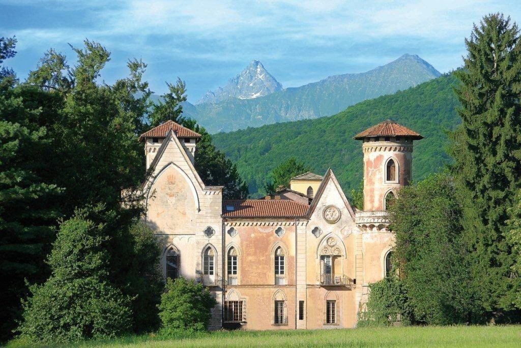 Castello di Miradolo