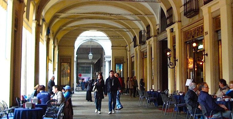 torino-portici-monumentali-piazza-castello