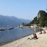Il Piemonte apre le sue spiagge: per l’estate via libera alla balneazione sui laghi