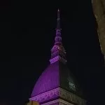 Torino si illumina di viola per la Giornata mondiale della prematurità
