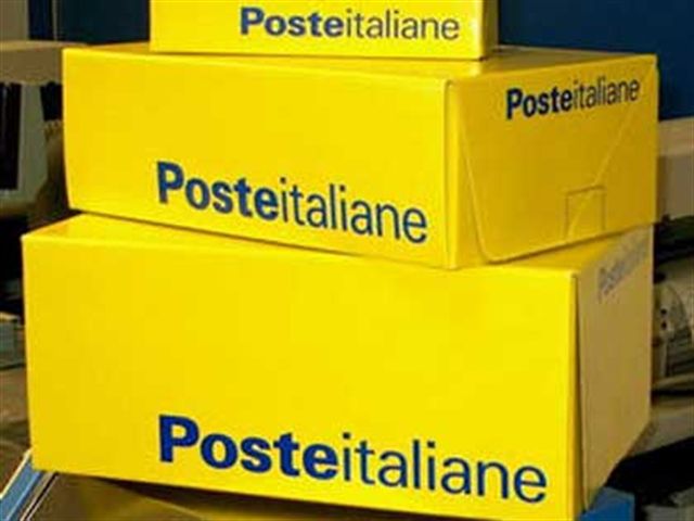scatoloni gialli Poste Italiane