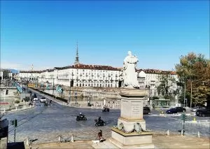 Piazza Vittorio Emanuele vista dalla Gran Madre
