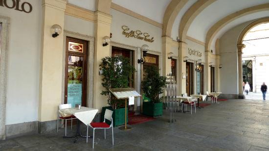 Chiude il Caffè San Carlo a Torino: riaprirà nel 2022 come ristorante stellato