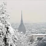 La neve a Torino arriva anche a bassa quota: i fiocchi anche in città nelle prossime ore
