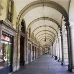 La riqualificazione dei portici di Corso Vittorio Emanuele II finanziata dai commercianti