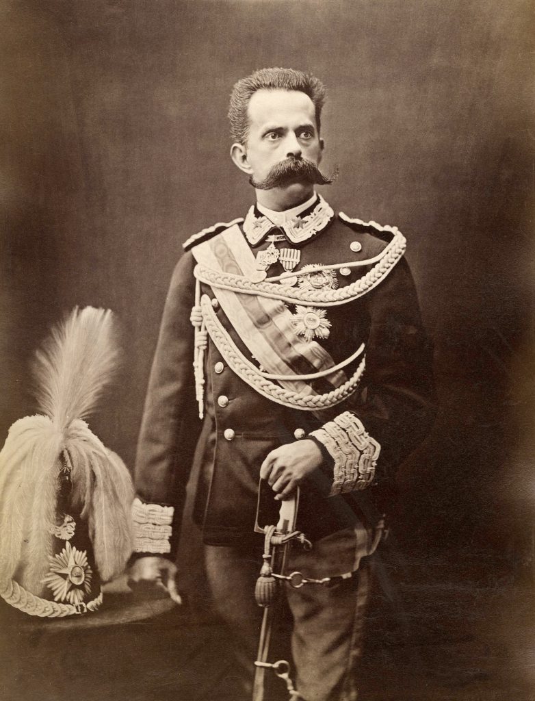 Umberto I di Savoia in divisa militare