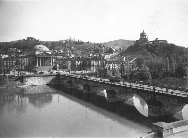 Ponte vittorio Emanuele I Torino
