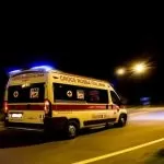 Blocca un’ambulanza con un malato di Covid a bordo: denunciato un’automobilista torinese