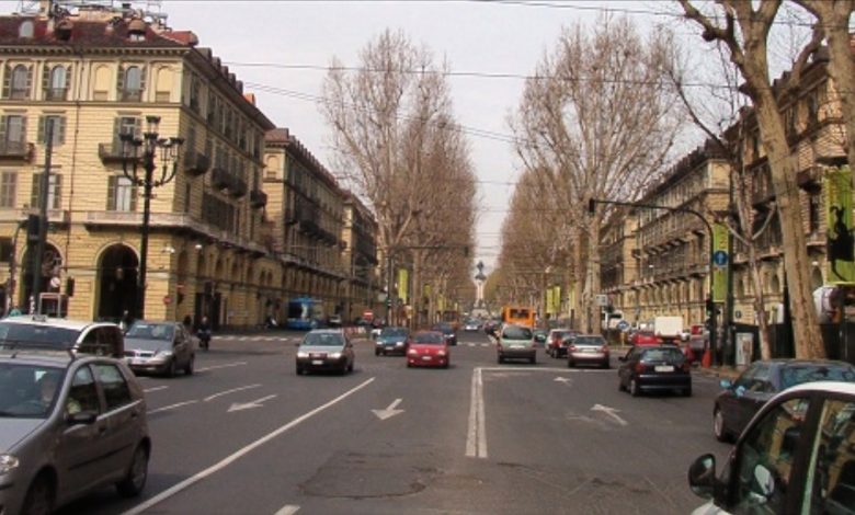Blocco del traffico a Torino, fermi anche i diesel euro 5