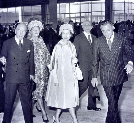 Regina Elisabetta II e Gianni Agnelli