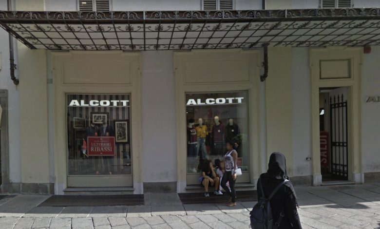 Alcott chiude a Torino: in centro si abbassa un'altra saracinesca