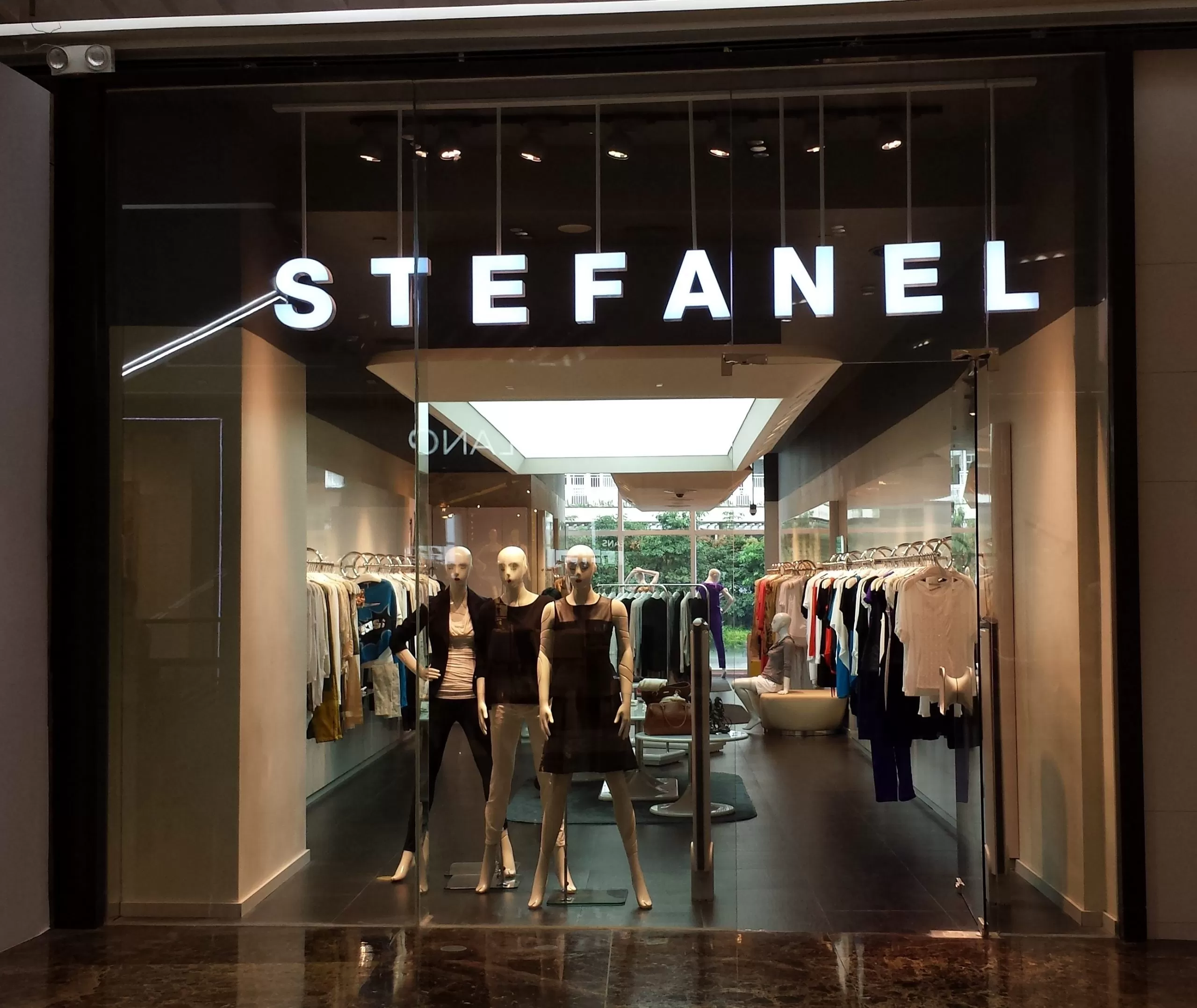 Stefanel riapre a Torino: il negozio in centro si rilancia in grande stile