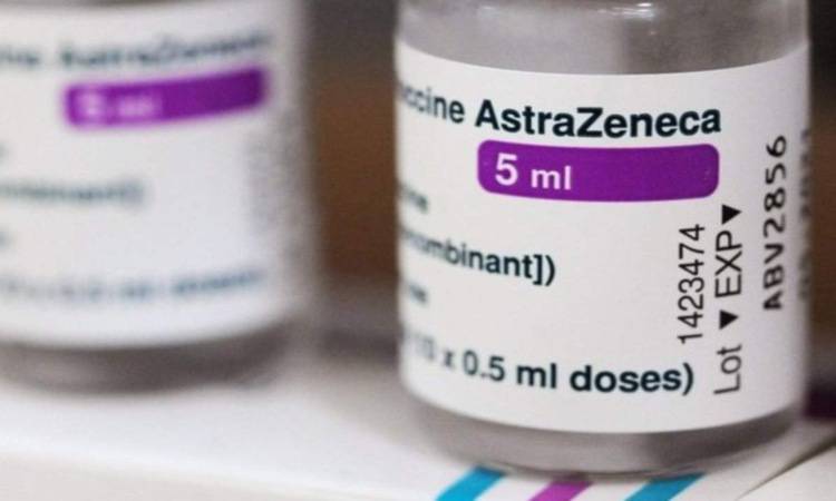 Ritiro del vaccino AstraZeneca in Piemonte: fermate 30mila vaccinazioni