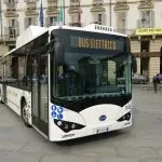 Torino, al via i nuovi bus elettrici: primi quattro oggi in strada